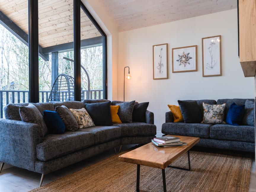 Drumhierny Woodland Hideaway  | Leitrim Village, Co. Leitrim | 4